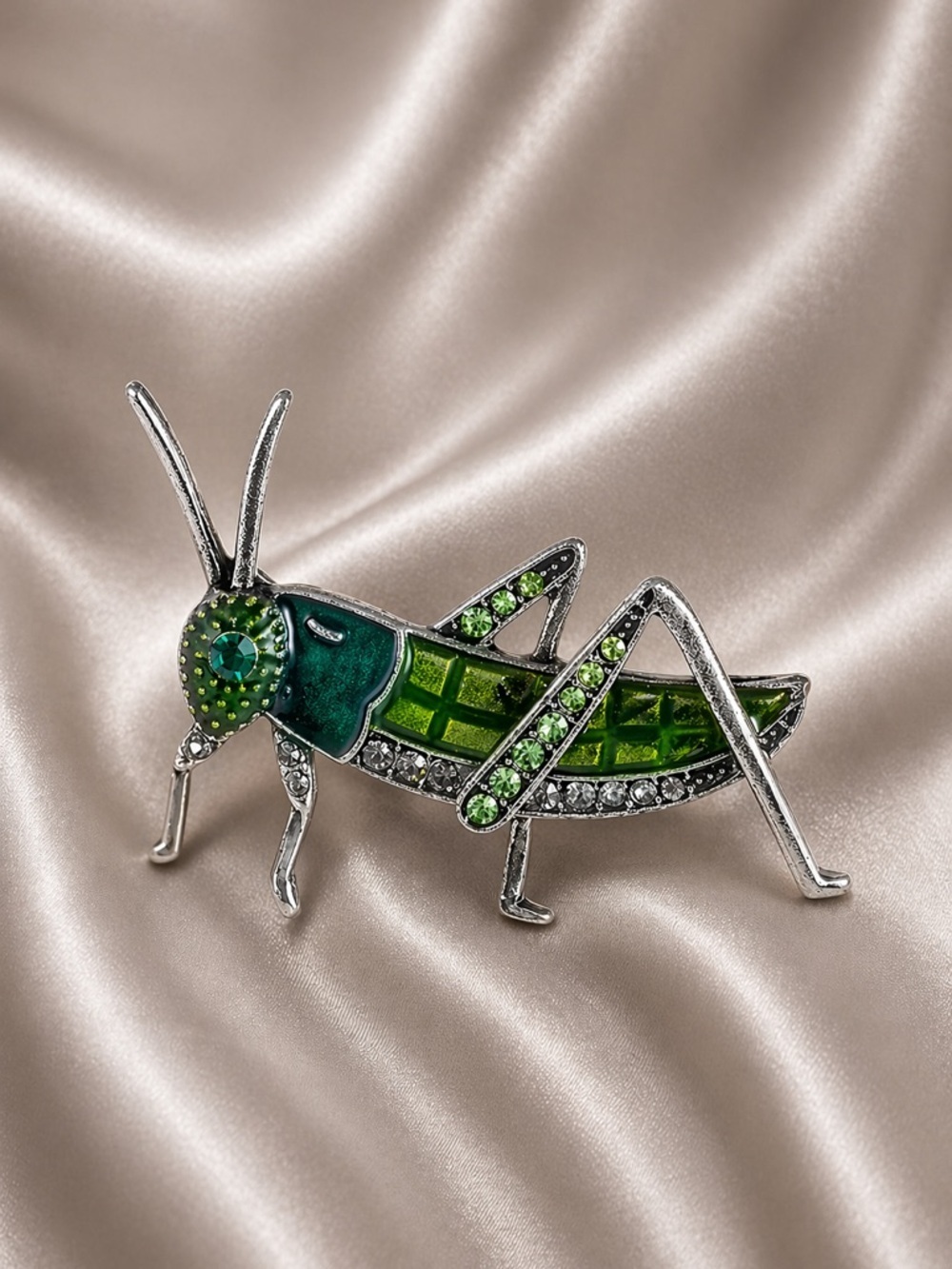 Emerald Green Grasshopper Crystal Brooch - Picture 6 of 7